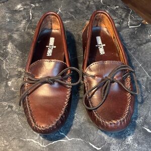 Minnetonka womens Dark Brown Leather Loafers